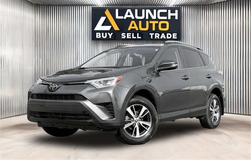 2018 Toyota RAV4 LE - Photo 1 - Edmonton, AB T6B 0B7