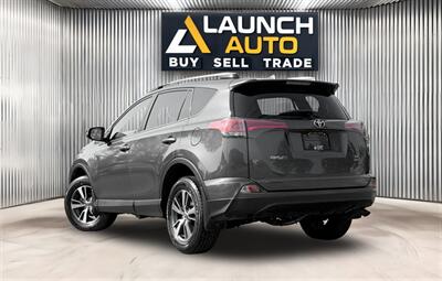 2018 Toyota RAV4 LE   - Photo 3 - Edmonton, AB T6B 0B7