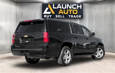 2019 Chevrolet Suburban LT   - Photo 4 - Edmonton, AB T6B 0B7