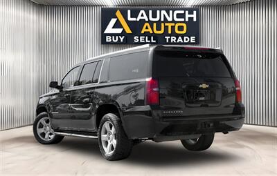 2019 Chevrolet Suburban LT   - Photo 3 - Edmonton, AB T6B 0B7
