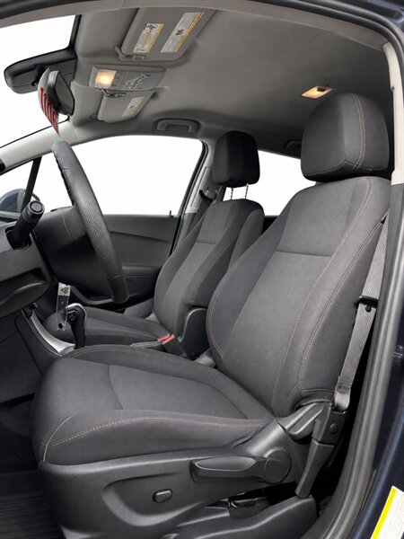 2018 Chevrolet Trax LT - Photo 11 - Edmonton, AB T5G 3E5