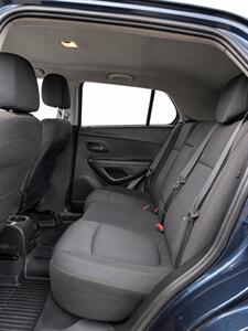 2018 Chevrolet Trax LT - Photo 12 - Edmonton, AB T5G 3E5