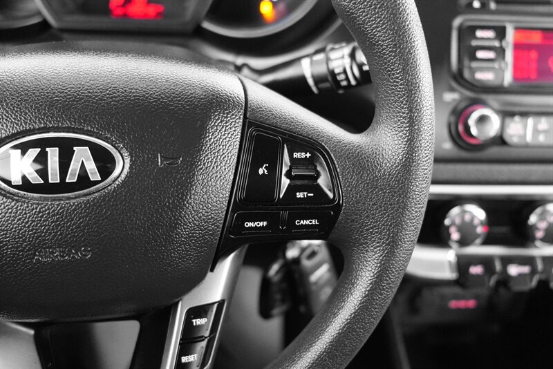 2013 Kia Rio LX - Photo 15 - Edmonton, AB T5G 3E5