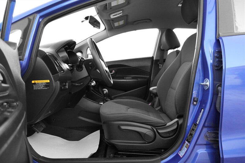 2013 Kia Rio LX - Photo 9 - Edmonton, AB T5G 3E5