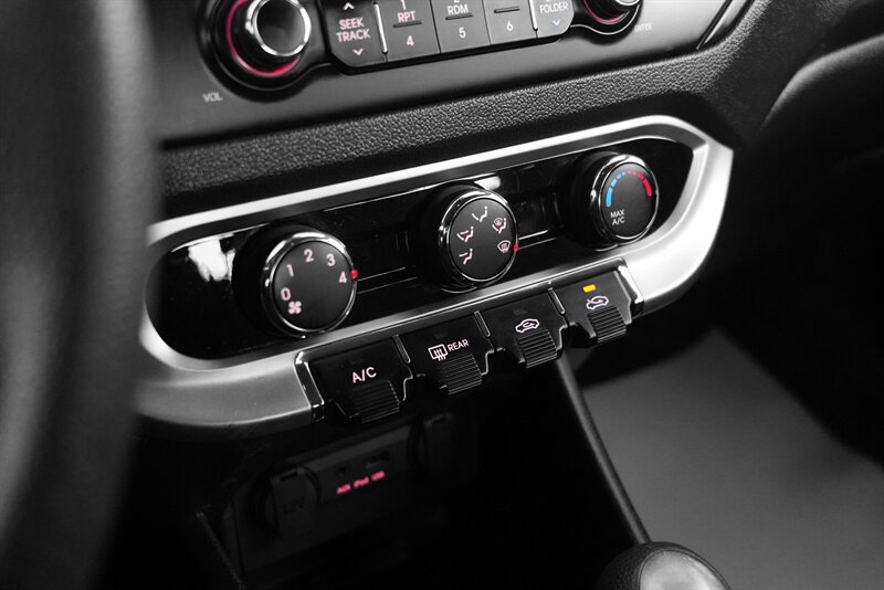 2013 Kia Rio LX - Photo 17 - Edmonton, AB T5G 3E5