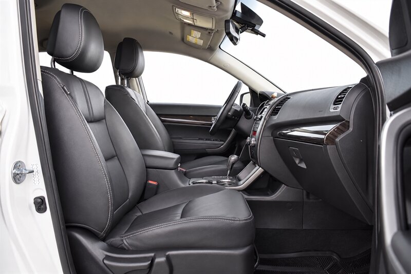 2011 Kia Sorento EX - Photo 10 - Edmonton, AB T5G 3E5
