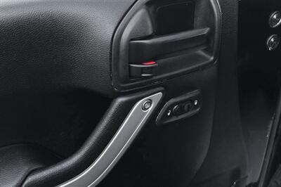 2018 Jeep Wrangler JK Unlimited Sahara   - Photo 19 - Edmonton, AB T6B 0B7