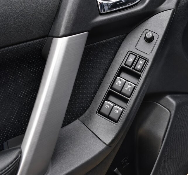 2017 Subaru Forester 2.0XT Touring - Photo 12 - Edmonton, AB T5G 3E5