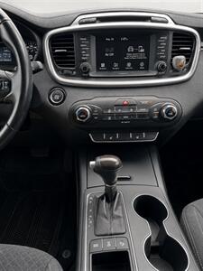 2017 Kia Sorento LX V6   - Photo 9 - Edmonton, AB T5G 3E5