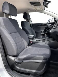 2017 Kia Sorento LX V6   - Photo 13 - Edmonton, AB T5G 3E5