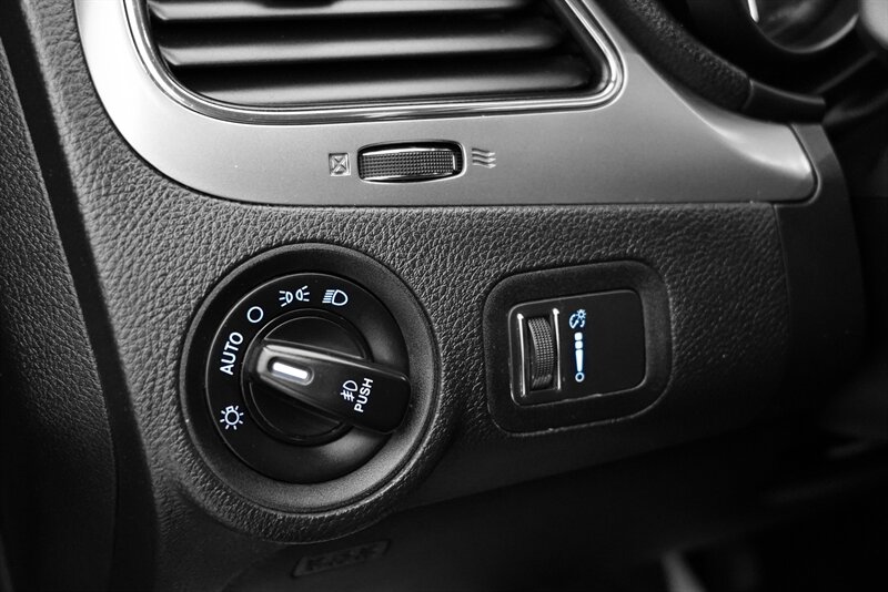 2018 Dodge Journey Crossroad - Photo 11 - Edmonton, AB T5G 3E5