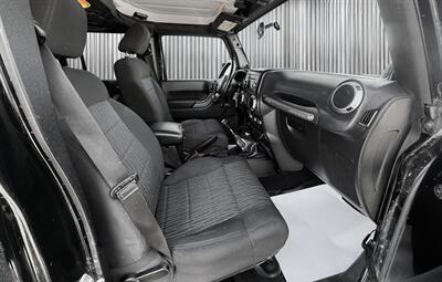 2012 Jeep Wrangler Unlimited Sport   - Photo 10 - Edmonton, AB T6B 0B7