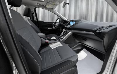 2016 Ford Escape SE   - Photo 10 - Edmonton, AB T6B 0B7