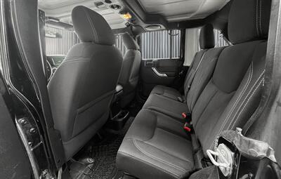2014 Jeep Wrangler Unlimited Sahara   - Photo 8 - Edmonton, AB T6B 0B7