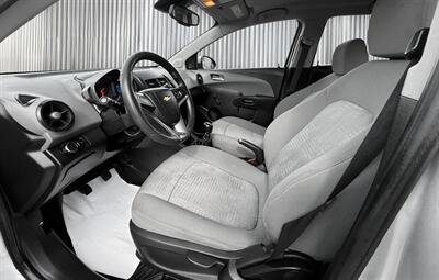 2012 Chevrolet Sonic LS   - Photo 7 - Edmonton, AB T6B 0B7