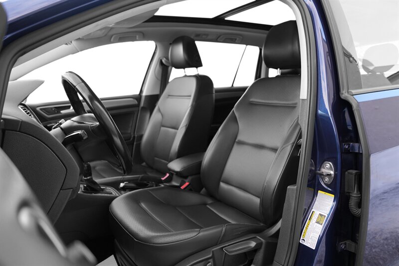 2015 Volkswagen Golf SportWagen 1.8T Comfortline - Photo 10 - Edmonton, AB T5G 3E5