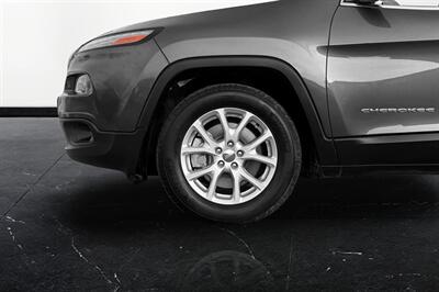 2015 Jeep Cherokee Latitude - Photo 3 - Edmonton, AB T6B 0B7