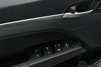 2018 Hyundai ELANTRA SEL   - Photo 22 - Edmonton, AB T6B 0B7