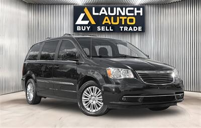 2015 Chrysler Town and Country Touring-L   - Photo 6 - Edmonton, AB T6B 0B7