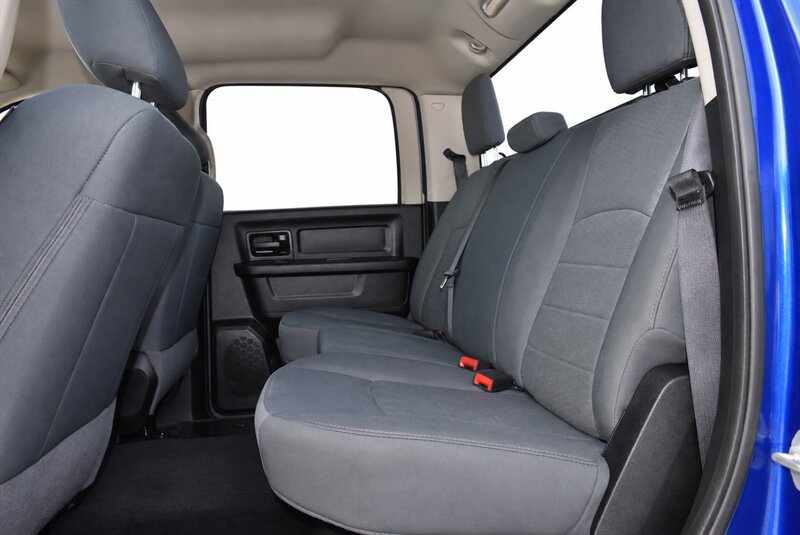 2017 RAM 1500 Express - Photo 12 - Edmonton, AB T5G 3E5