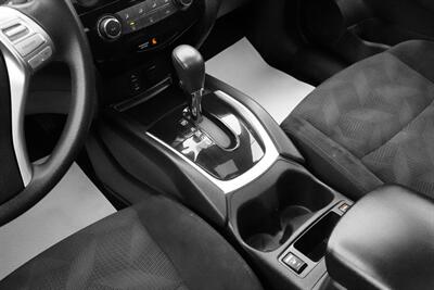 2016 Nissan Rogue SV   - Photo 23 - Edmonton, AB T6B 0B7