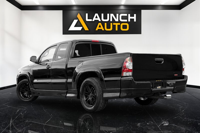 2014 Toyota Tacoma PreRunner V6 - Photo 4 - Edmonton, AB T6B 0B7