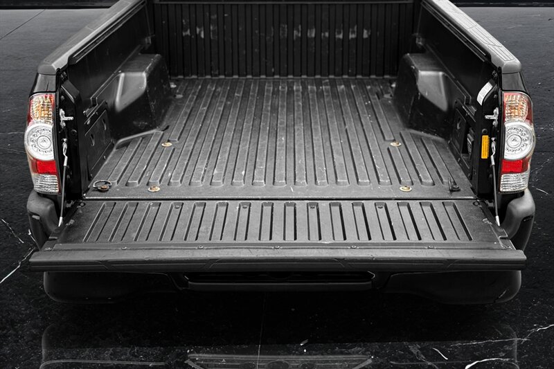 2014 Toyota Tacoma PreRunner V6 - Photo 6 - Edmonton, AB T6B 0B7