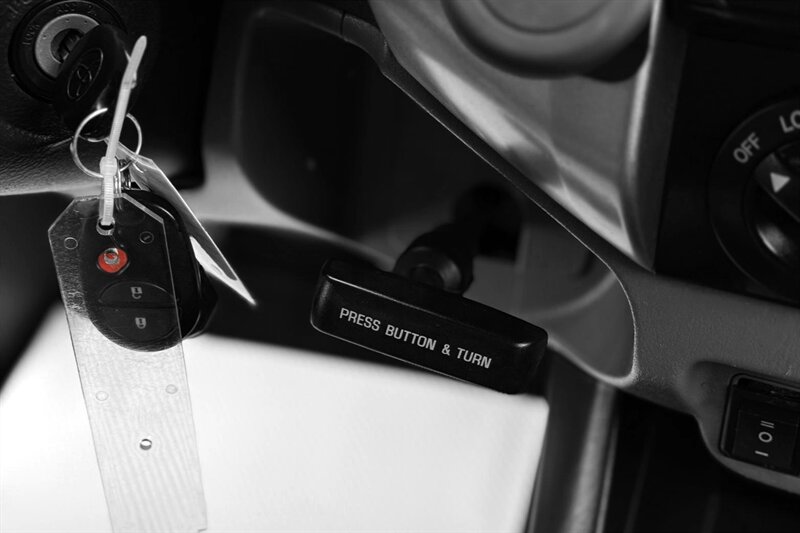 2014 Toyota Tacoma PreRunner V6 - Photo 26 - Edmonton, AB T6B 0B7