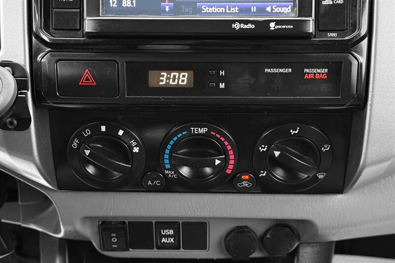 2014 Toyota Tacoma PreRunner V6 - Photo 24 - Edmonton, AB T6B 0B7