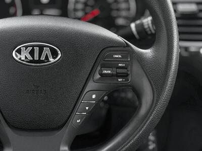 2017 Kia Forte LX   - Photo 15 - Edmonton, AB T6B 0B7