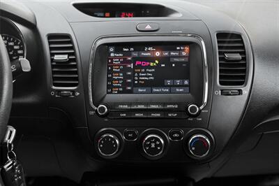 2017 Kia Forte LX   - Photo 18 - Edmonton, AB T6B 0B7