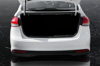 2017 Kia Forte LX   - Photo 6 - Edmonton, AB T6B 0B7