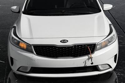 2017 Kia Forte LX   - Photo 10 - Edmonton, AB T6B 0B7