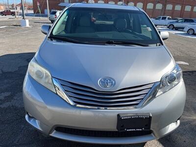 2015 Toyota Sienna XLE   - Photo 8 - Marion, OH 43302