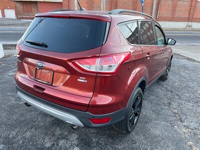 2014 Ford Escape SE   - Photo 4 - Marion, OH 43302