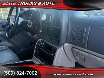 2005 Chevrolet Suburban 1500 LT   - Photo 18 - Spokane, WA 99212