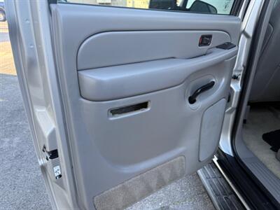 2005 Chevrolet Suburban 1500 LT   - Photo 13 - Spokane, WA 99212