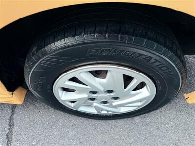 2002 Pontiac Sunfire SE   - Photo 21 - Spokane, WA 99212