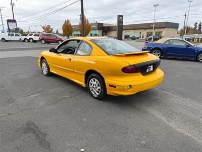 2002 Pontiac Sunfire SE   - Photo 5 - Spokane, WA 99212