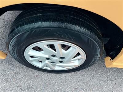 2002 Pontiac Sunfire SE   - Photo 20 - Spokane, WA 99212