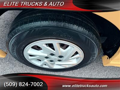 2002 Pontiac Sunfire SE   - Photo 20 - Spokane, WA 99212