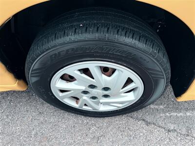 2002 Pontiac Sunfire SE   - Photo 19 - Spokane, WA 99212