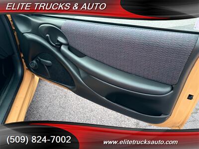 2002 Pontiac Sunfire SE   - Photo 18 - Spokane, WA 99212