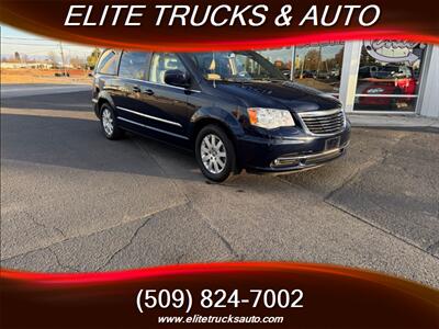 2015 Chrysler Town & Country Touring Van