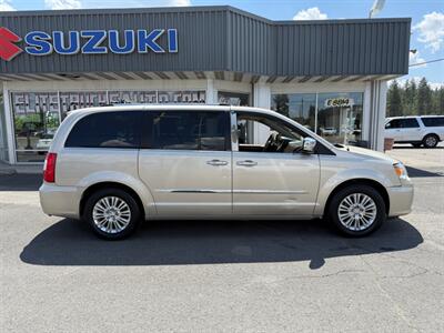 2013 Chrysler Town & Country Limited   - Photo 8 - Spokane, WA 99212