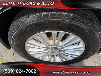2013 Chrysler Town & Country Limited   - Photo 27 - Spokane, WA 99212