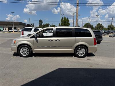 2013 Chrysler Town & Country Limited   - Photo 4 - Spokane, WA 99212