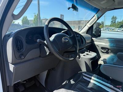 2003 Ford E-350 SD   - Photo 10 - Spokane, WA 99212
