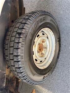 2002 Ford E-Series Chassis E-150   - Photo 17 - Spokane, WA 99212