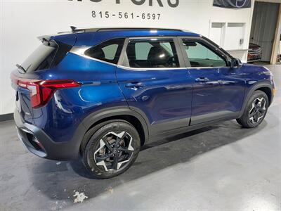2024 Kia Seltos EX  AWD - Photo 3 - Rochelle, IL 61068
